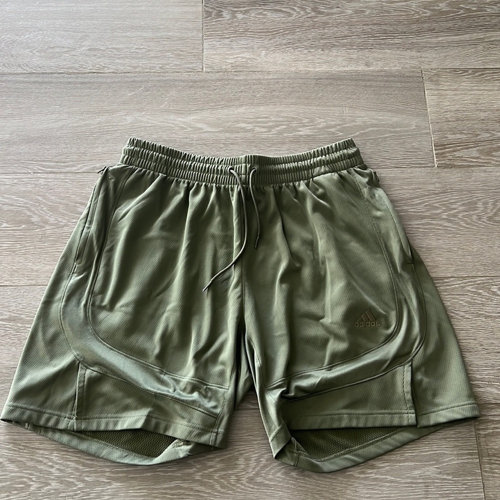 Adidas Aeroready Baskerball Shorts